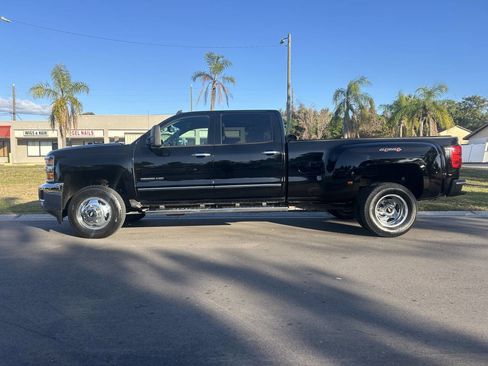 Used 2015 Chevrolet Silverado 3500 LTZ w/ Duramax Plus Package image 9