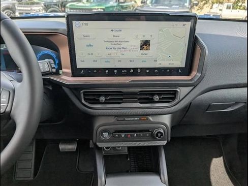 New 2025 Ford Bronco Sport Outer Banks w/ Outer Banks Tech Package+ image 11