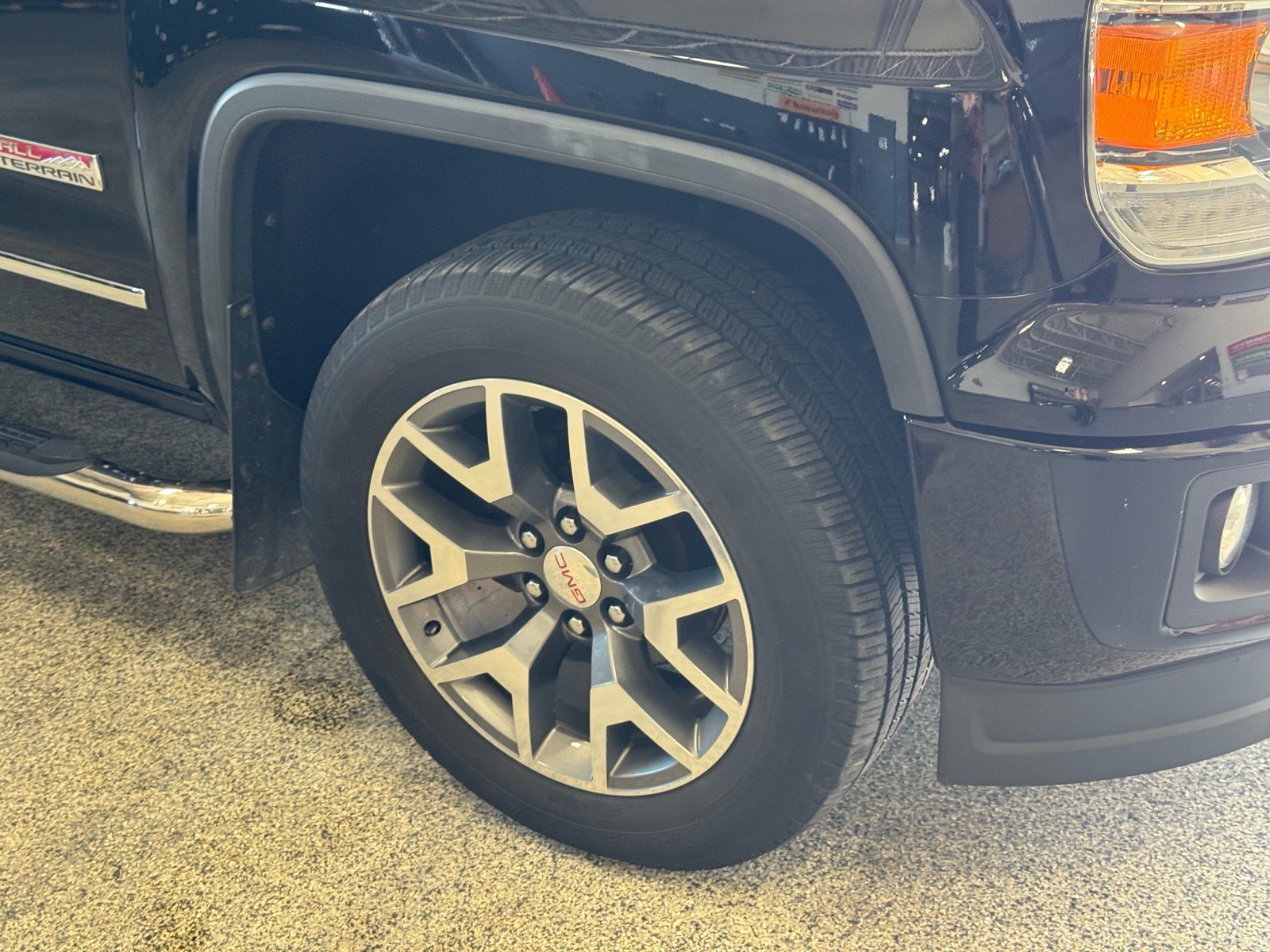 Used 2014 GMC Sierra 1500 SLT w/ All-Terrain Package AWD/4WD image 3