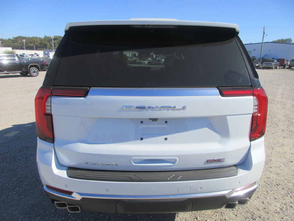 New 2027 GMC Yukon Denali w/ Sun & Power Step Package AWD/4WD image 5