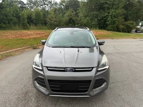 Used 2014 Ford Escape Titanium w/ Equipment Group 401A FWD image 2