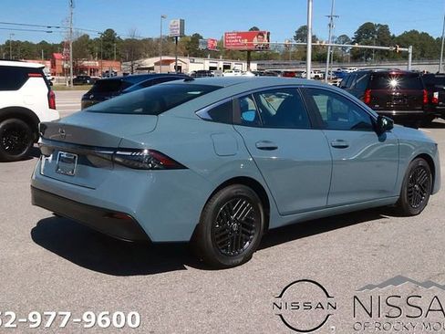 New 2026 Nissan Sentra SV w/ Floor Mat Package FWD image 5