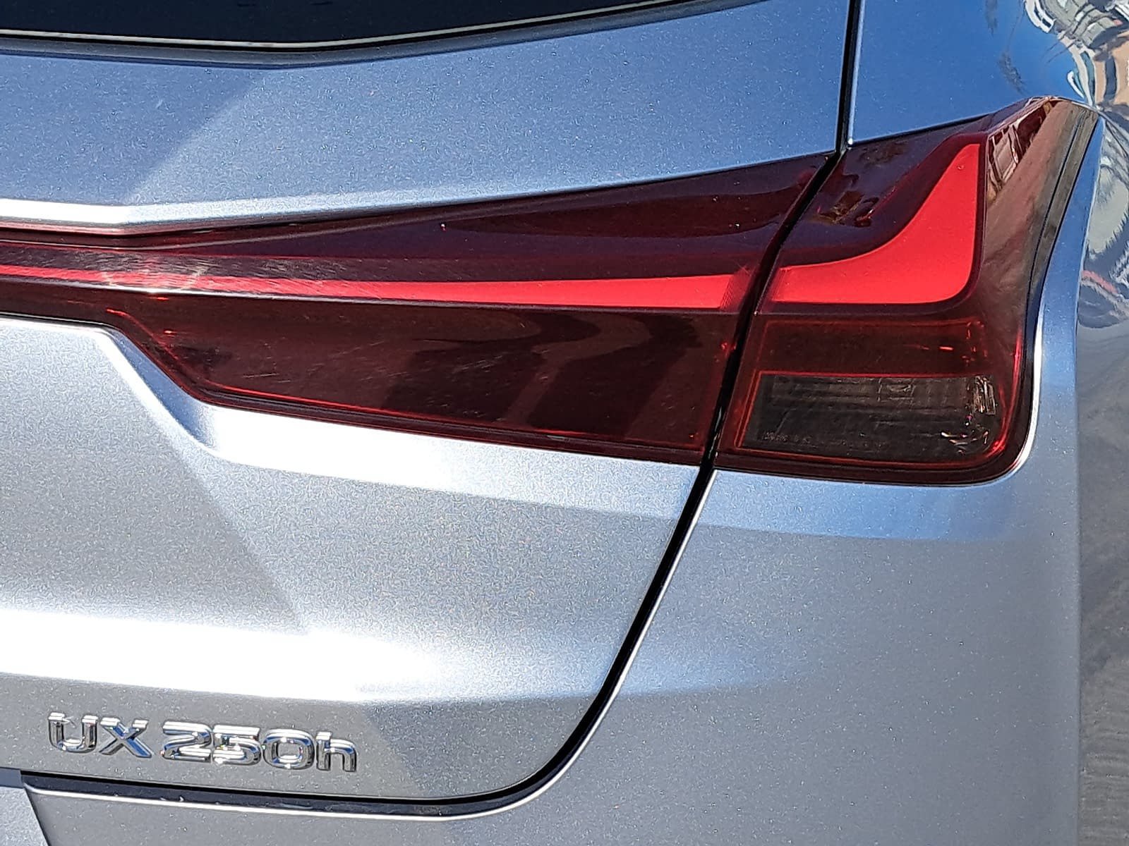 Used 2024 Lexus UX 250h F Sport FWD image 39