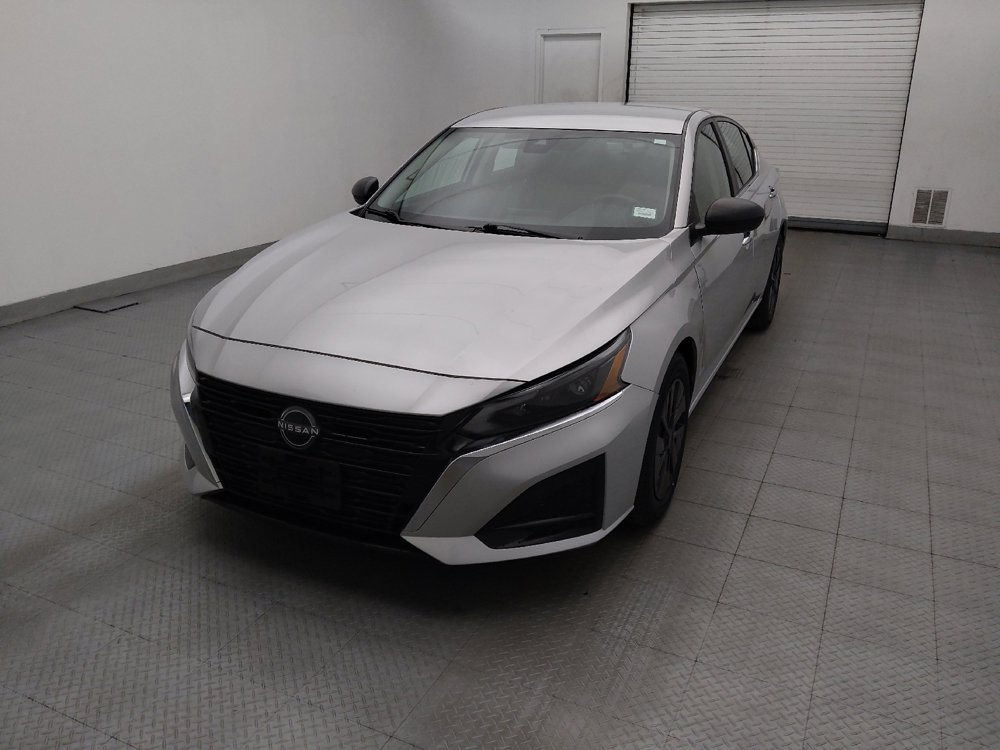 Used 2024 Nissan Altima 2.5 S FWD image 15