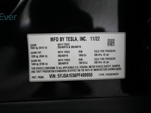 Used 2023 Tesla Model S AWD/4WD image 29