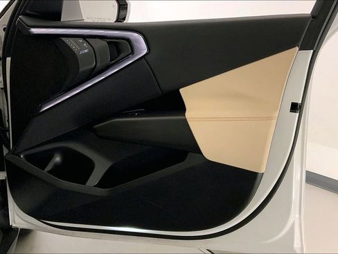 Certified 2025 BMW X3 xDrive30i w/ Convenience Package image 25