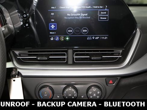 New 2026 Chevrolet Trax RS w/ Sunroof Package image 19