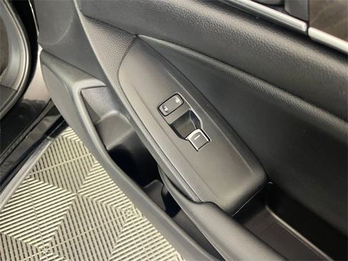 Used 2021 Honda Accord Touring image 24