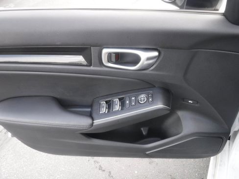 Used 2024 Honda Civic Touring image 17