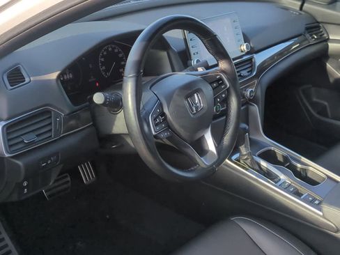 Used 2022 Honda Accord Sport image 10
