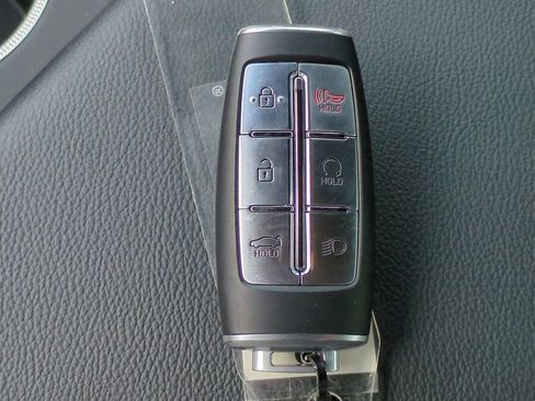 Used 2023 Genesis G70 2.0T w/ Sport Prestige Package RWD image 17