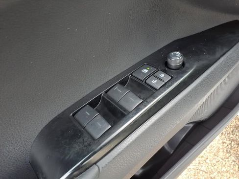 Certified 2025 Toyota Camry SE image 17