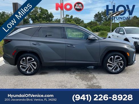 Certified 2025 Hyundai Tucson Limited FWD image 45