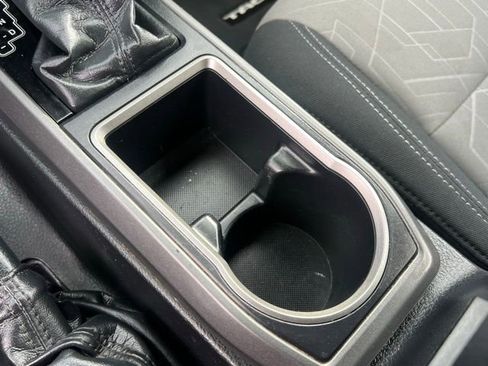 Used 2021 Toyota Tacoma TRD Sport w/ Technology Package image 39