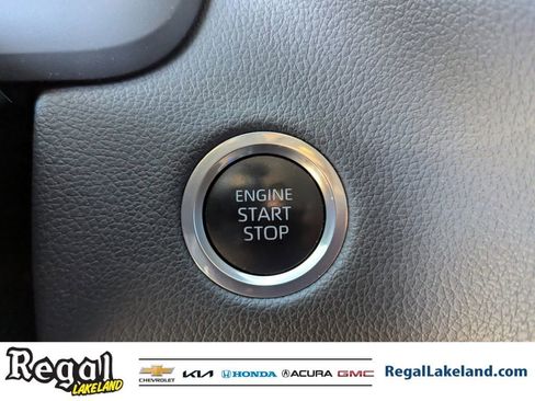 Used 2023 Toyota Tundra Limited image 25