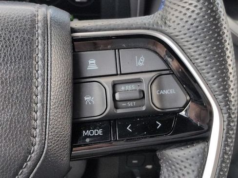 Certified 2024 Toyota Sequoia Platinum AWD/4WD image 26