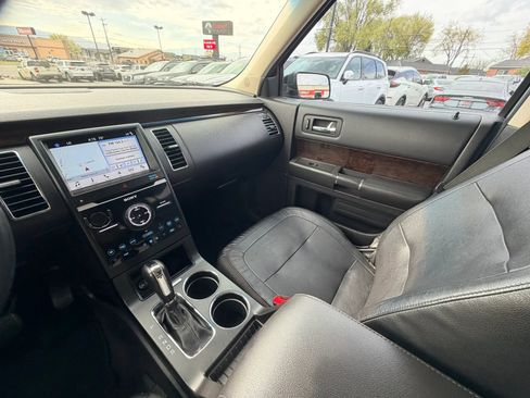 Used 2016 Ford Flex Limited image 19