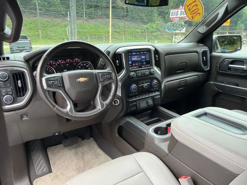 Used 2021 Chevrolet Silverado 1500 LTZ w/ Z71 Off-Road Package AWD/4WD image 20