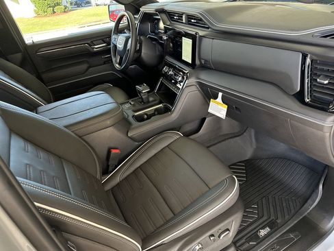 Certified 2024 GMC Sierra 1500 AT4X w/ AT4X AEV Edition image 49