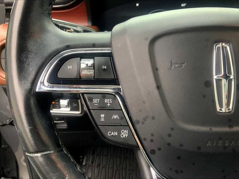 Used 2022 Lincoln Nautilus Reserve image 43