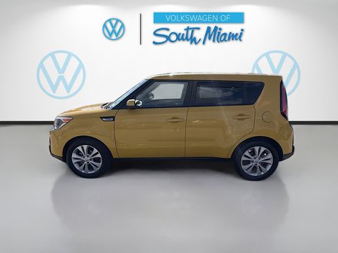 Used 2015 Kia Soul + image 4
