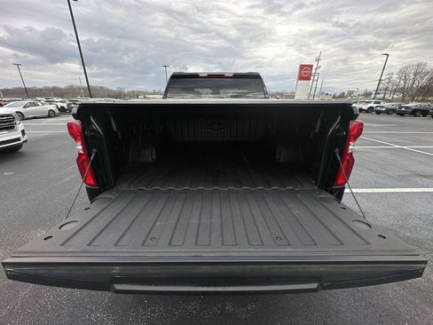 Used 2025 Chevrolet Silverado 1500 LT Trail Boss AWD/4WD image 23