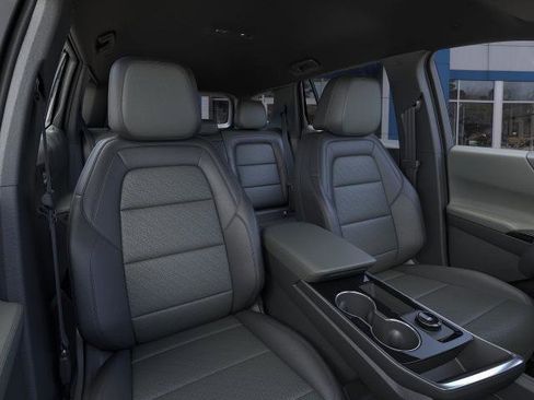 New 2026 Chevrolet Equinox LT w/ Convenience Package II image 36