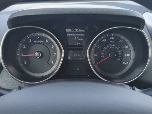 Used 2015 Hyundai Elantra GT FWD image 31
