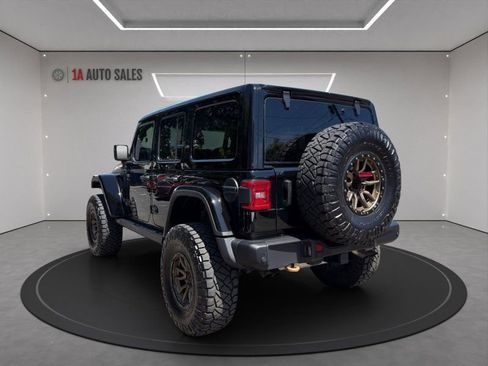 Used 2021 Jeep Wrangler Unlimited Rubicon w/ Dual Top Group AWD/4WD image 3