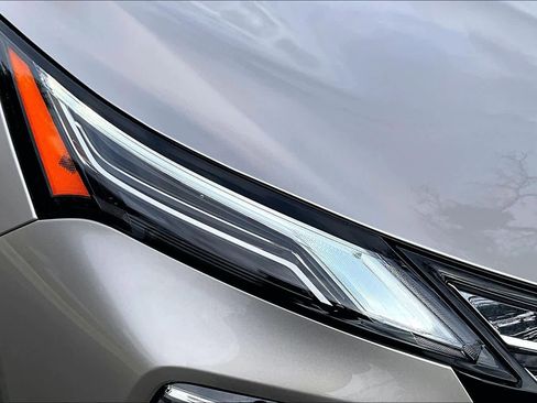 New 2026 Nissan Rogue Platinum image 13