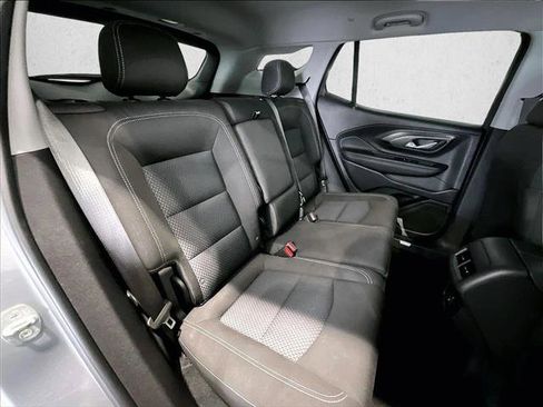 Used 2023 GMC Terrain SLE FWD image 29