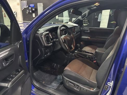 Used 2023 Toyota Tacoma SR5 image 12