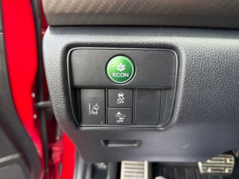 Used 2016 Honda Accord Sport image 14