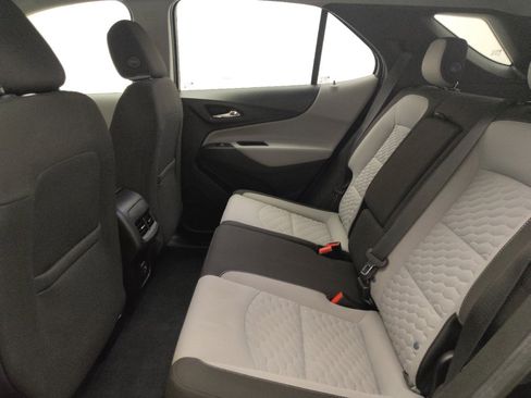 Used 2020 Chevrolet Equinox LS AWD/4WD image 18