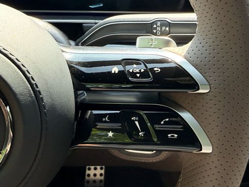 New 2025 Mercedes-Benz GLS 580 4MATIC image 22