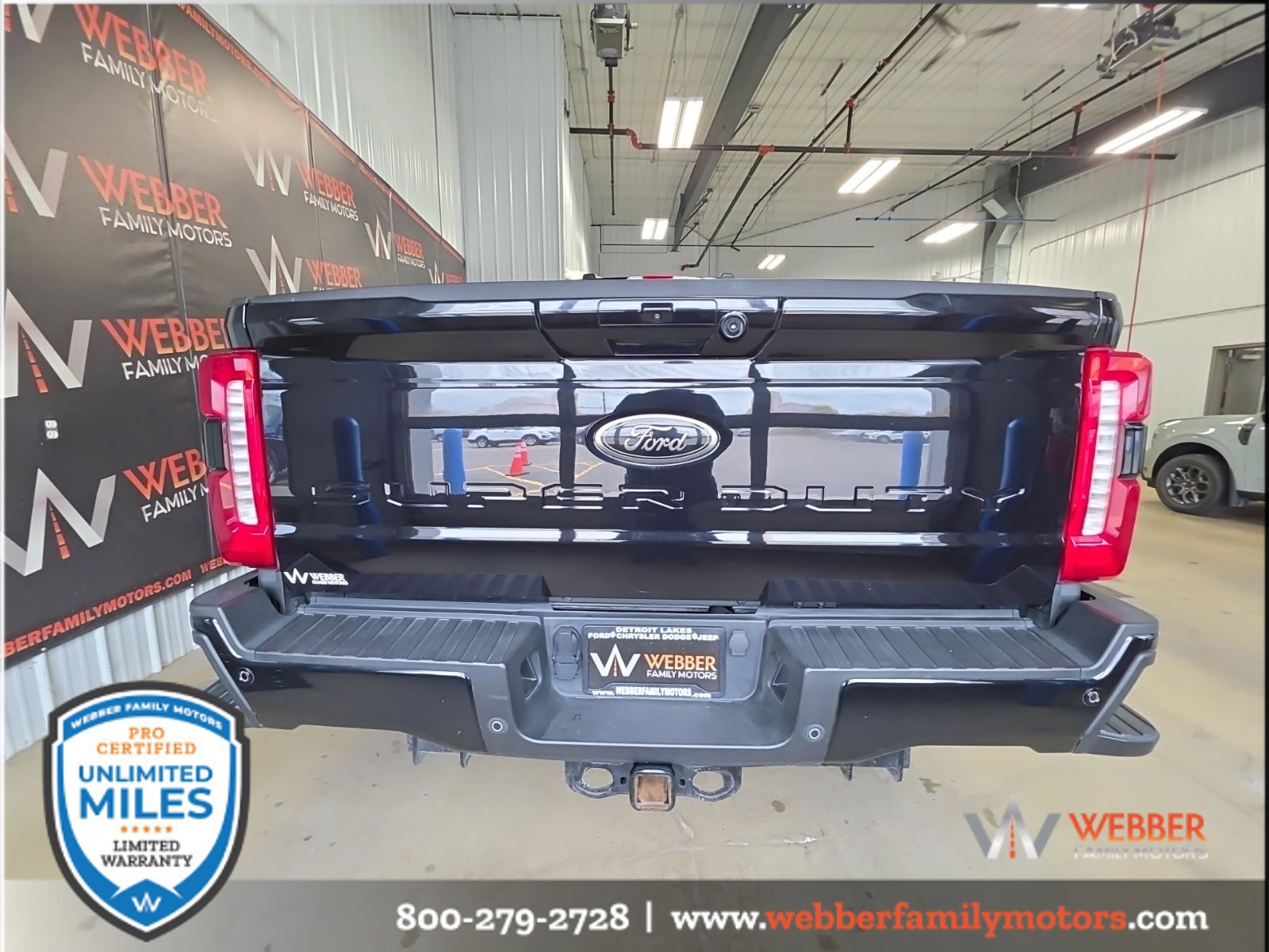 Used 2024 Ford F350 Lariat w/ Lariat Ultimate Package AWD/4WD image 9