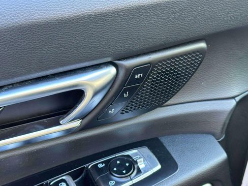 Used 2022 Kia Telluride SX w/ Nightfall Edition Package image 17