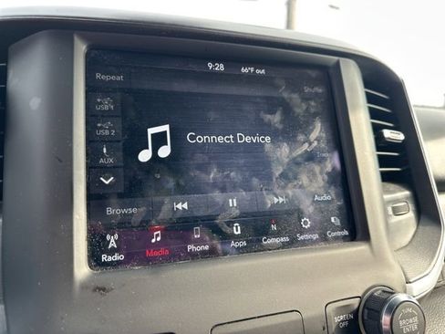 Used 2021 RAM 1500 Big Horn image 10