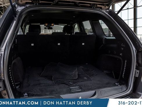 Used 2021 Jeep Grand Cherokee Laredo AWD/4WD image 29