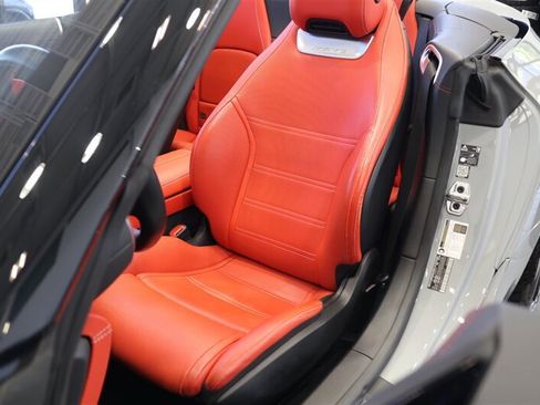 Used 2023 Mercedes-Benz SL 63 AMG 4MATIC w/ Driver Assistance Package image 16