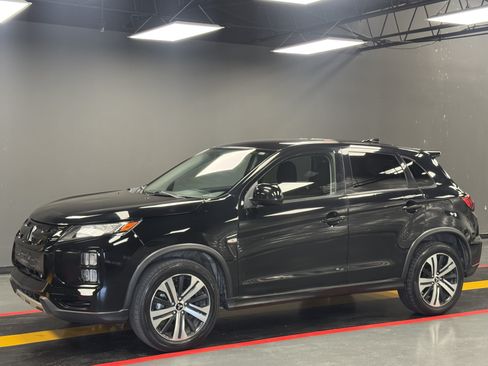 Used 2020 Mitsubishi Outlander Sport ES FWD image 1