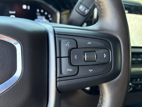 Certified 2025 GMC Sierra 1500 4x4 Crew Cab SLT image 18