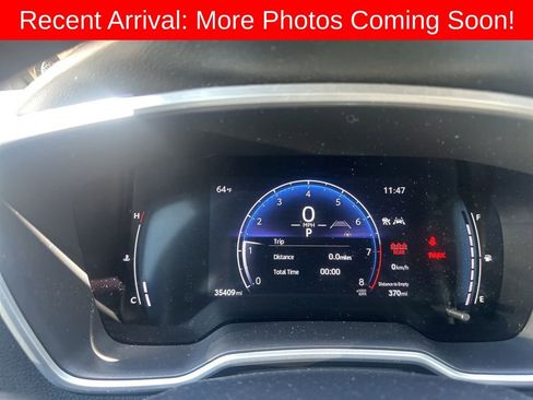 Used 2023 Toyota Corolla XSE FWD image 3