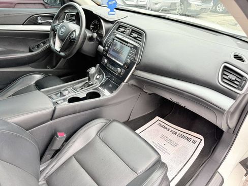 Used 2017 Nissan Maxima 3.5 SL image 19