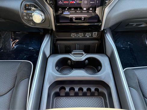 Used 2026 RAM 1500 Laramie w/ Night Edition image 24