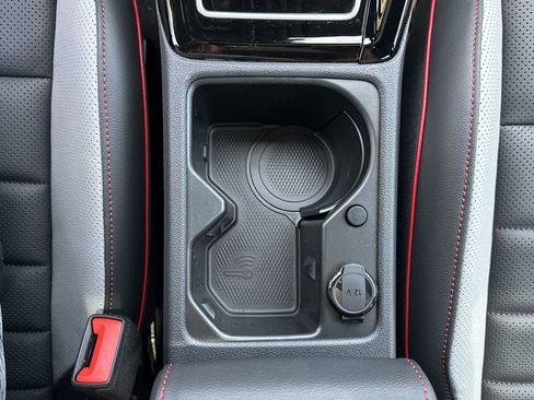 New 2025 Volkswagen GTI SE image 16