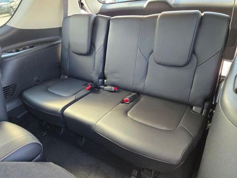 Used 2024 Nissan Armada Platinum w/ Captain's Chairs Package image 21