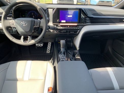 New 2026 Toyota Camry SE FWD image 15