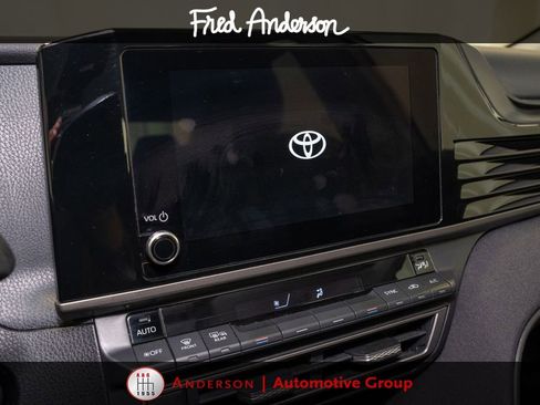 Used 2025 Toyota Camry LE FWD image 12