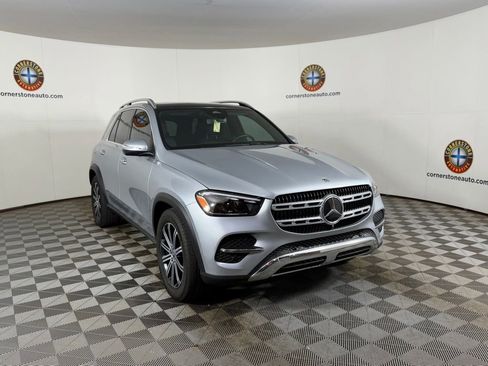 Used 2025 Mercedes-Benz GLE 350 4MATIC image 17